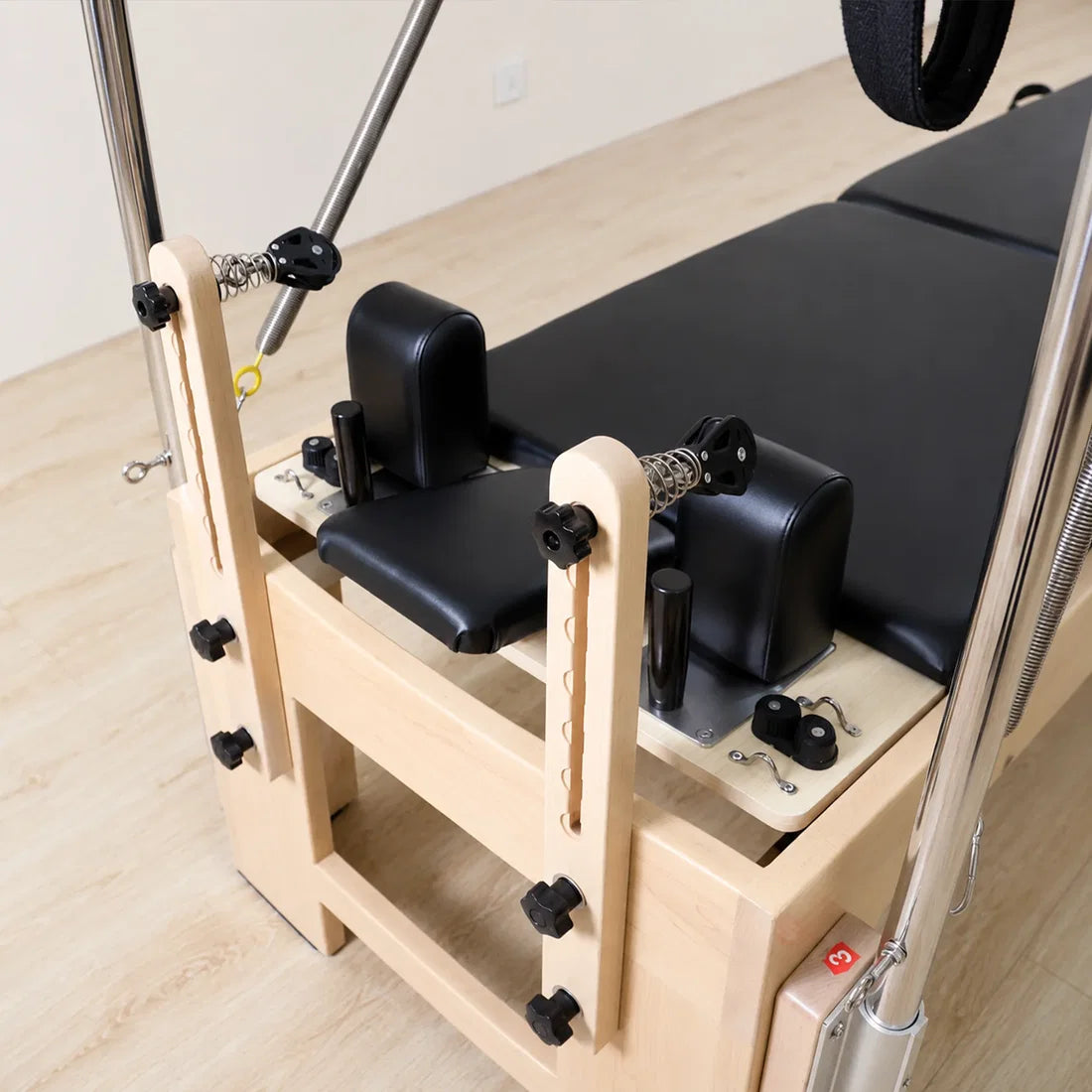Eleno Pilates E100 Reformer - Maple Finish / Black