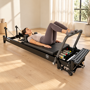 Body & Exercise Pilates Reformer Black Edition