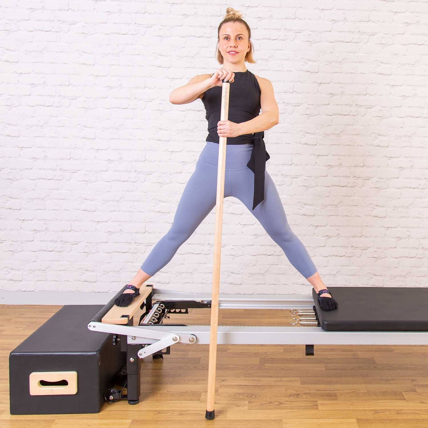Align-Pilates 60″ Gondola Maple Pilates Pole