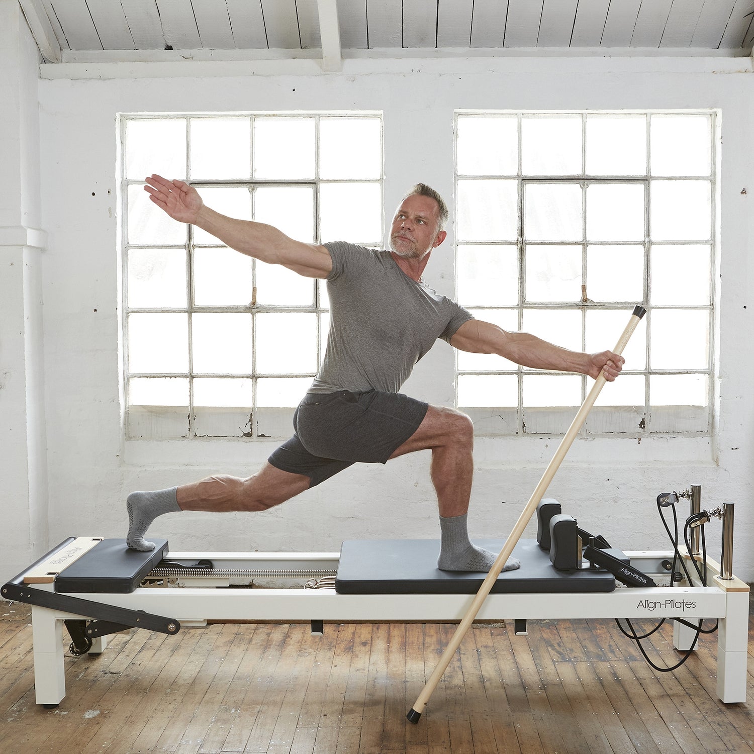 Align-Pilates 60″ Gondola Maple Pilates Pole